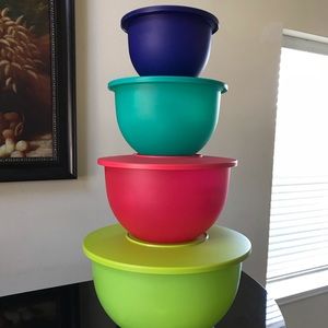 Tupperware Impressions Bowl Tower